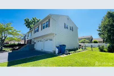 950 Newton Street, North Brunswick Township, NJ 08902 - Photo 3