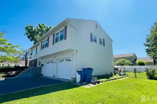 950 Newton St, North Brunswick Township, NJ 08902 - Photo 3