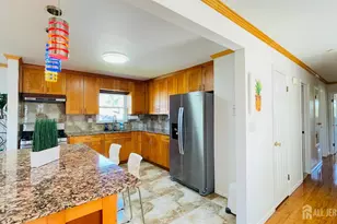 950 Newton St, North Brunswick Township, NJ 08902 - Photo 11