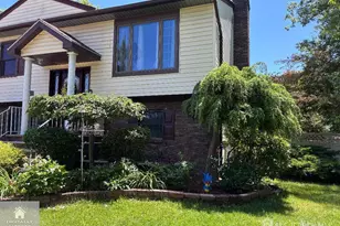 115 Oak St, Old Bridge Township, NJ 08857 - Photo 5