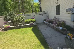 115 Oak St, Old Bridge Township, NJ 08857 - Photo 33