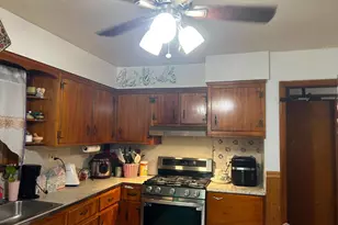 129 Hampton St, Metuchen, NJ 08840 - Photo 31