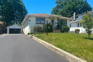 129 Hampton St, Metuchen, NJ 08840 - Photo 3