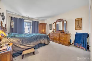 122 Longfield Ct, East Brunswick Township, NJ 08816 - Photo 15