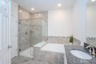 74 Bond St, North Brunswick Township, NJ 08902 - Photo 21