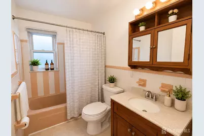 24 Woodedge Avenue #3, Edison, NJ 08817 - Photo 7