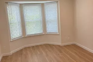 246 Crosspoint Dr, East Brunswick Township, NJ 08816 - Photo 7