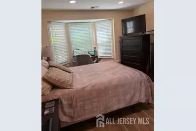 246 Crosspoint Drive, East Brunswick Township, NJ 08816 - Photo 13