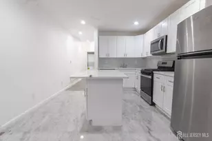 370 Pacific Ave, Jersey City, NJ 07304 - Photo 3