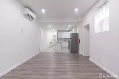370 Pacific Avenue #1, Jersey City, NJ 07304 - Photo 9