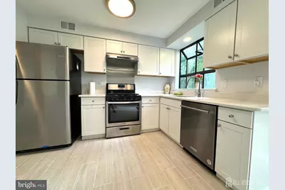 104 Sayre Drive, Plainsboro Township, NJ 08540 - Photo 11