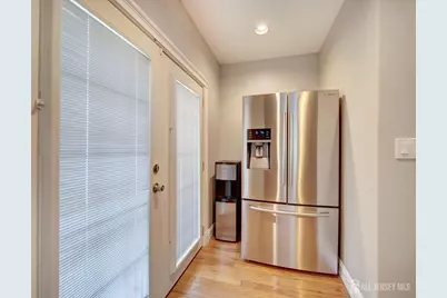 611 Penn Street, Perth Amboy, NJ 08861 - Photo 9