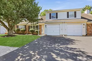 273 Edgeware Ct, Franklin Township, NJ 08873 - Photo 3