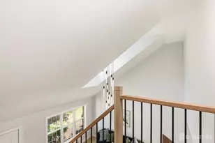 273 Edgeware Ct, Franklin Township, NJ 08873 - Photo 15