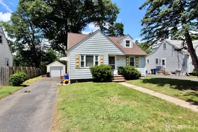 308 W Crescent Parkway W, South Plainfield, NJ 07080 - Photo 3