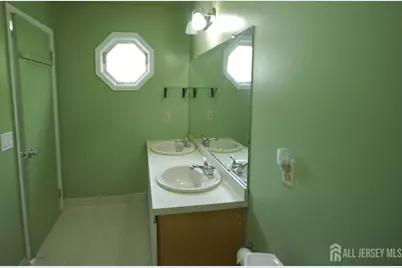 96 Brewster Circle, Old Bridge Township, NJ 08857 - Photo 19