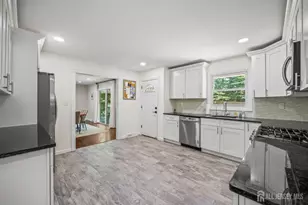 4 Andrew Pl, East Brunswick Township, NJ 08816 - Photo 9