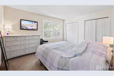 31 Dallenbach Lane, East Brunswick Township, NJ 08816 - Photo 15