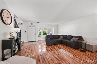 31 Dallenbach Lane, East Brunswick Township, NJ 08816 - Photo 7
