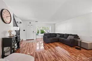 31 Dallenbach Ln, East Brunswick Township, NJ 08816 - Photo 7