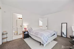 31 Dallenbach Ln, East Brunswick Township, NJ 08816 - Photo 11