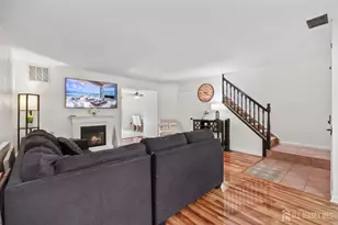 31 Dallenbach Ln, East Brunswick Township, NJ 08816 - Photo 3