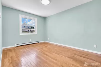 287 E Smith Street E, Woodbridge Township, NJ 07095 - Photo 27