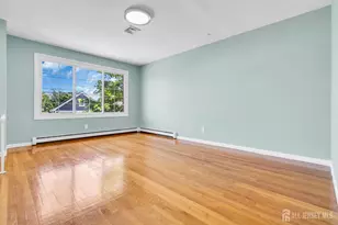 287 E Smith Street E, Woodbridge Township, NJ 07095 - Photo 13