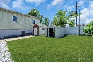287 E Smith Street E, Woodbridge Township, NJ 07095 - Photo 39