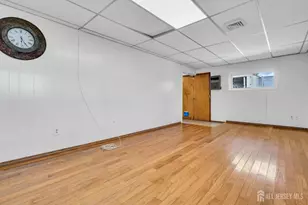 287 E Smith Street E, Woodbridge Township, NJ 07095 - Photo 33