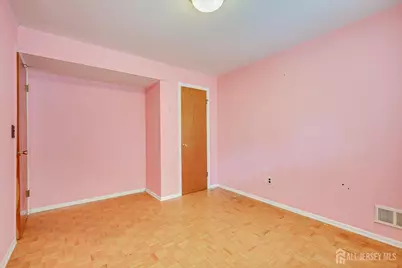 9 Annette Drive, Edison, NJ 08820 - Photo 19