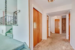 9 Annette Dr, Edison, NJ 08820 - Photo 3