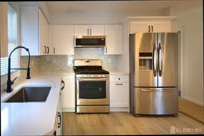 55 Bridge Street, Sewaren, NJ 07077 - Photo 3