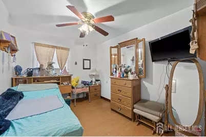 21 Spruce Street, Carteret, NJ 07008 - Photo 7