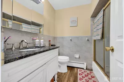 26 Nancy Lane, Piscataway Township, NJ 08854 - Photo 17