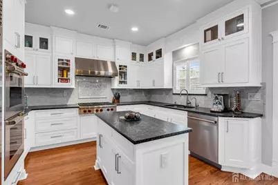 37 Berkshire Way, East Brunswick Township, NJ 08816 - Photo 13