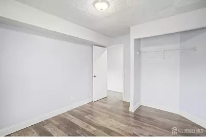 208 Sunshine Court, Sayreville, NJ 08859 - Photo 21