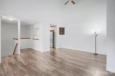 208 Sunshine Court, Sayreville, NJ 08859 - Photo 15