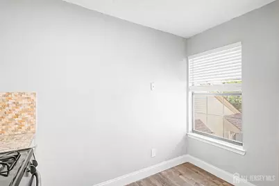 208 Sunshine Court, Sayreville, NJ 08859 - Photo 33