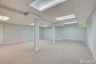 409 S 2nd Avenue S, Highland Park, NJ 08904 - Photo 31