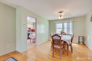 6 Sussex Ct, Edison, NJ 08820 - Photo 9