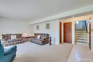 6 Sussex Ct, Edison, NJ 08820 - Photo 21