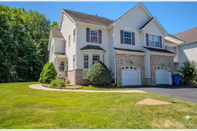 16 Hawthorne Road, North Brunswick Township, NJ 08902 - Photo 1