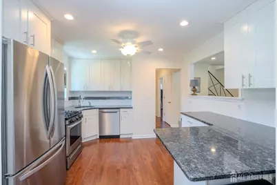 21 Inwood Drive, East Brunswick Township, NJ 08816 - Photo 13