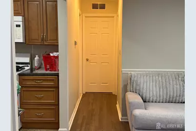 911 Yorkshire Drive, Flemington, NJ 08822 - Photo 7