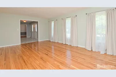 6 Dana Court, South Brunswick Township, NJ 08540 - Photo 5