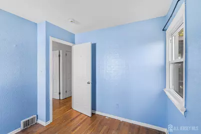 68 W Edward Street, Iselin, NJ 08830 - Photo 5