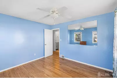 68 W Edward Street, Iselin, NJ 08830 - Photo 9