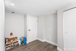 68 W Edward St, Iselin, NJ 08830 - Photo 41