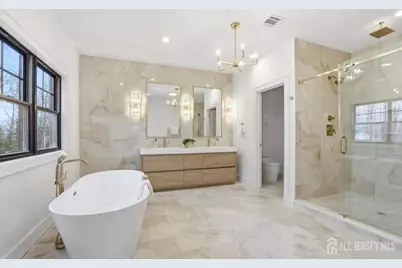 [Address not provided], Edison, NJ 08820 - Photo 17
